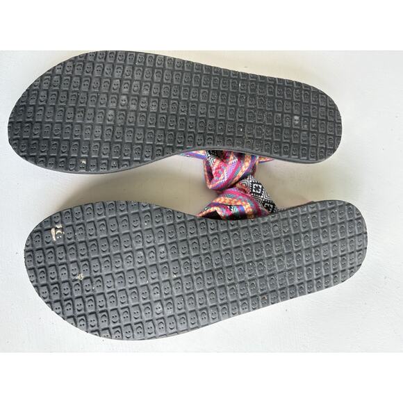 Sanuk Yoga Mat Sling Flip Flop Thong Sandals Size 8 Pink Purple Aztec - Picture 8 of 8